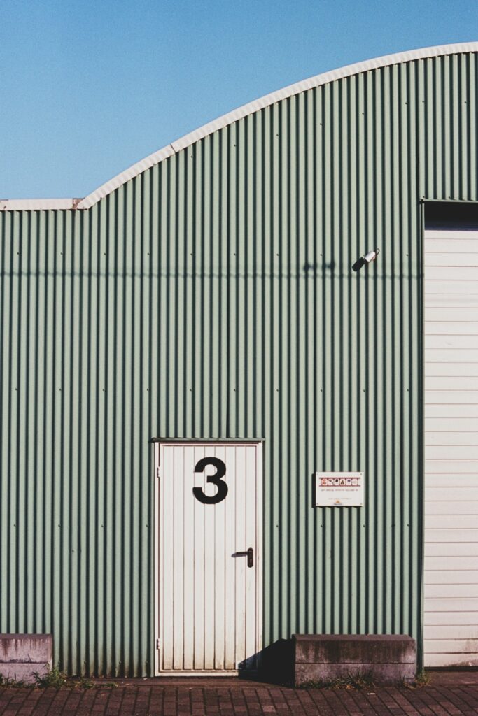 Successfully defended client’s interests in a dispute over compensation for damages to goods during storage